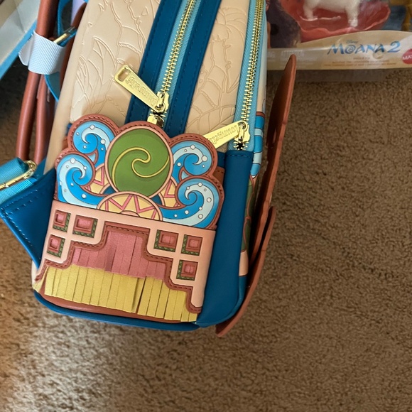 Moana loungefly - Picture 4 of 6